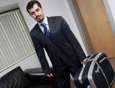 O bavuldan çıkan 19 CD davalık oldu