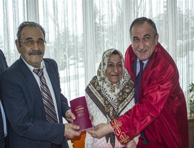 Huzurevinde Aşık Oldular, Dünya Evine Girdiler