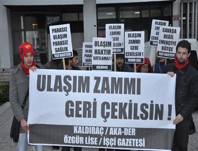 İzmir'de Ulaşım Zammı Eylemi