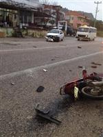 Milas'ta Baba Oğul Trafik Kazasında Yaralandı