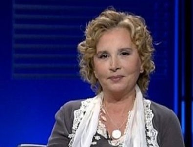 Nazlı Ilıcak'tan nefret twiti