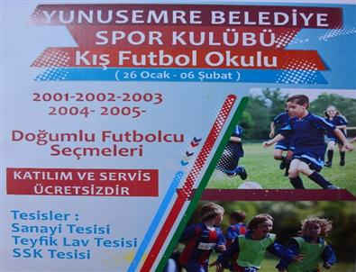 Yunusemre’de Kış Futbol Okulu Açıldı