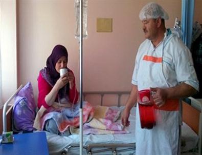 Çekerek Devlet Hastanesi Doğum Yapan Annelere 'Lohusa Şerbeti” İkram Ediyor