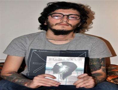 (özel Haber) Babasının Hapishane Günlüklerini Kitaplaştırdı