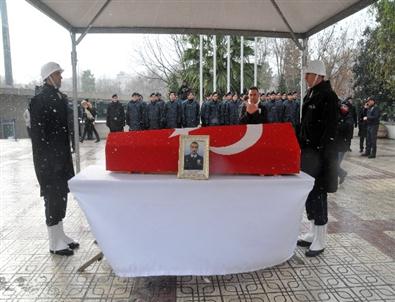 Şehit polis için İstanbul Emniyeti'nde tören düzenlendi