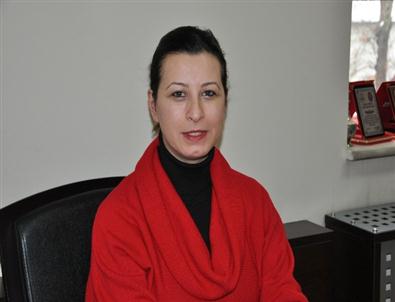 6 Saat Aç Kalan Kediler Donuyor