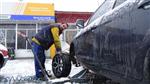 TRAFİK KANUNU - Erzincan’da Kar Yağışıyla  Araç Sürücüleri Lastikcilere Akın Etti
