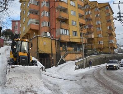 Kozlu’da 24 Saat Kar Nöbeti