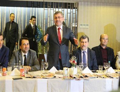 Gazeteciler Üsküdar’da Bir Araya Geldi