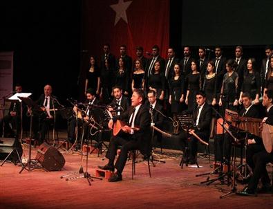 Türk Halk Müziği Korosu’ndan Yeni Yıl Konseri
