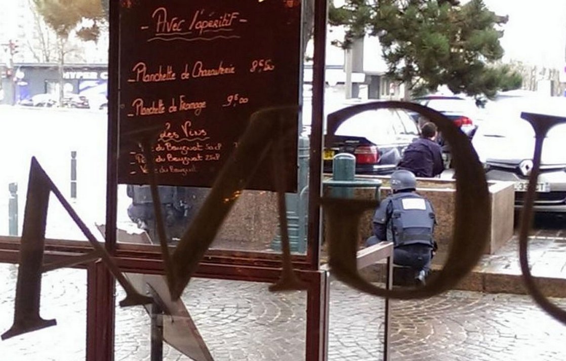 Paris'te yeni saldırı
