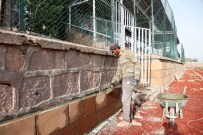 BÜLENT TEKBıYıKOĞLU - Ahlat Şehir Stadyumu'nda Yenileme Çalışmaları