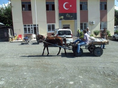 AT Arabalı Rögar Kapağı Hırsızlarına Suçüstü