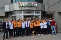 MEHMET ÖZ - İdmanocağı'nın Şampiyonluk Sevinci