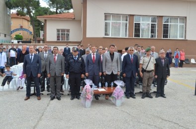 İlköğretim Haftası Sade Bir Törenle Kutlandı