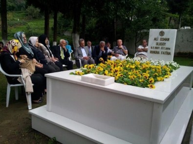 İşadamı Ve Trabzonspor Kurucu Başkanı Ali Osman Ulusoy Mezarı Başında Anıldı