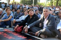 HALKLARIN DEMOKRATİK PARTİSİ - HDP Seçim Minibüslerini Siyah Bezle Kapattı