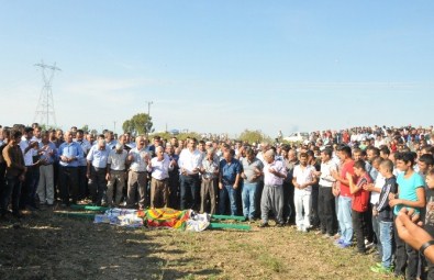 Ankara'daki Patlamada Ölen Orhan Işıktaş, Kürtçe Ağıtlarla Toprağa Verildi