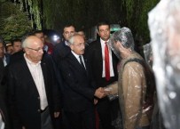 Kılıçdaroğlu, Adli Tıp'ı Ziyaret Etti