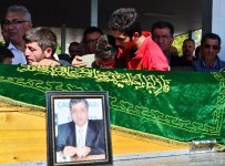 CEMIL ÇELIK - Patlamada Ölen Kasım Otur Toprağa Verildi