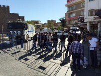 SÜLEYMAN NAZIF - Sur İlçesindeki Büyük Operasyon Devam Ediyor