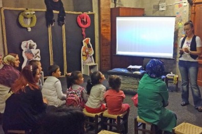 Dünya Kız Çocukları Günü Kutlandı