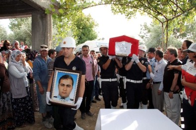 Fethiye Şehidini Bağrına Bastı
