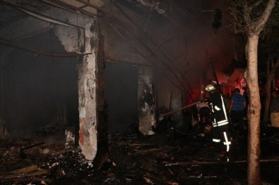 Alanya'da turistik çarşı yandı