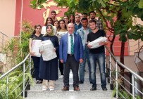 BEYİN GÜCÜ - Gaziantep Üniversitesi YÖK Başkanı Yekta Saraç, Tercih Birincilerine Teşekkür Plaketi Verdi