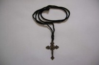 KıLıÇKAYA - Terör Örgütüne Ait Mühimmat İçinden Haç Kolye Çıktı