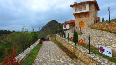 100 Yıllık Geçmişin Mührü Atatürk Anıevi'ne 10 Bin Ziyaretçi