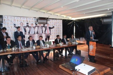 AK Parti Proje Tanıtım Toplantısı Yaptı