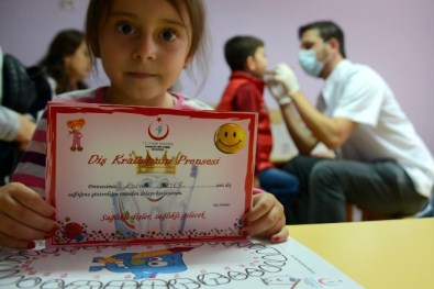 Mihalgazi Ve Sarıcakaya'daki Öğrencilere Genel Sağlık Ve Diş Taraması Yapıldı