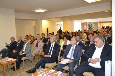 'Sağlık Yöneticisinin Gündemi' Paneli