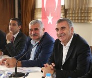 Toçoğlu, Pamukovalı Muhtarlarla Buluştu