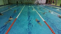 YÜZME KURSU - Yunusemre Belediyespor Kış Yüzme Kursu Açılacak