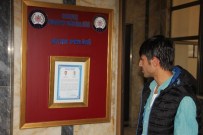 15 Dakikada 2 Kişiyi Vuranı Yakaladılar, Ayın Polisi Oldular