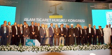 Bakan Şimşek, Konya'da İslam Ticaret Hukuku Kongresi'ne Katıldı