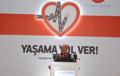 Gece Görüşlü Ambulans Helikopterler Hizmete Giriyor