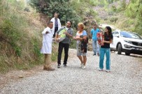 DONDURULMUŞ GIDA - Hayvan Severlerden, Alanya Belediyesi Hayvan Barınağı'na Ziyaret