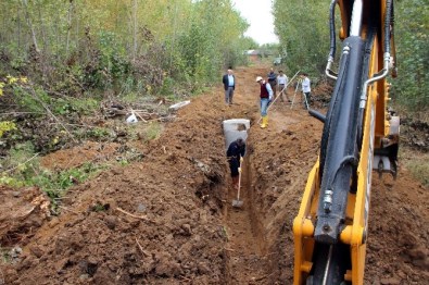 Taşköprü Belediyesi, Ybo'nun Kanalizasyon Hattını Yenileniyor