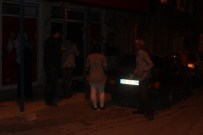 Balkonundan Düşen Yaşlı Adam Yaralandı