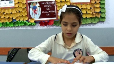 Görme Engelli Öğrencilere Hikaye Kitabı Dağıtıldı