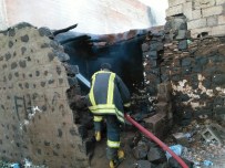 HARABE - Harabe Evde Yangın