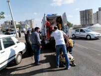 Siverekte Trafik Kazası Açıklaması 2 Yaralı