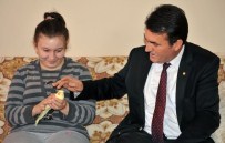 SKOLYOZ HASTASI - Skolyoz Hastası Kübra'nın Tedavisini Başkan Dündar Üstlendi