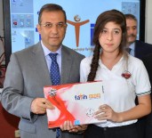 SUPHI ÖZGÖDEK - Vali Türker, Öğrencilere Tablet Bilgisayar Dağıttı