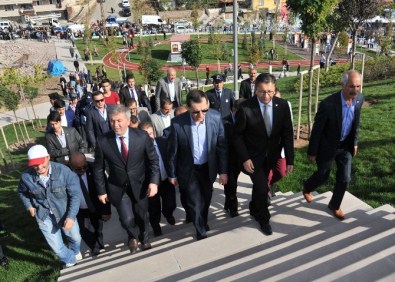 Altındağ'da 2 Park Açılışı Yapıldı