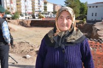 YENI CAMI - Tüm Parasını Bağışladı