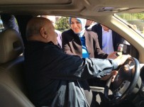 İBRAHIM SAĞıROĞLU - AK Parti Trabzon Milletvekili Köseoğlu Seçmenin Elini Bırakmıyor